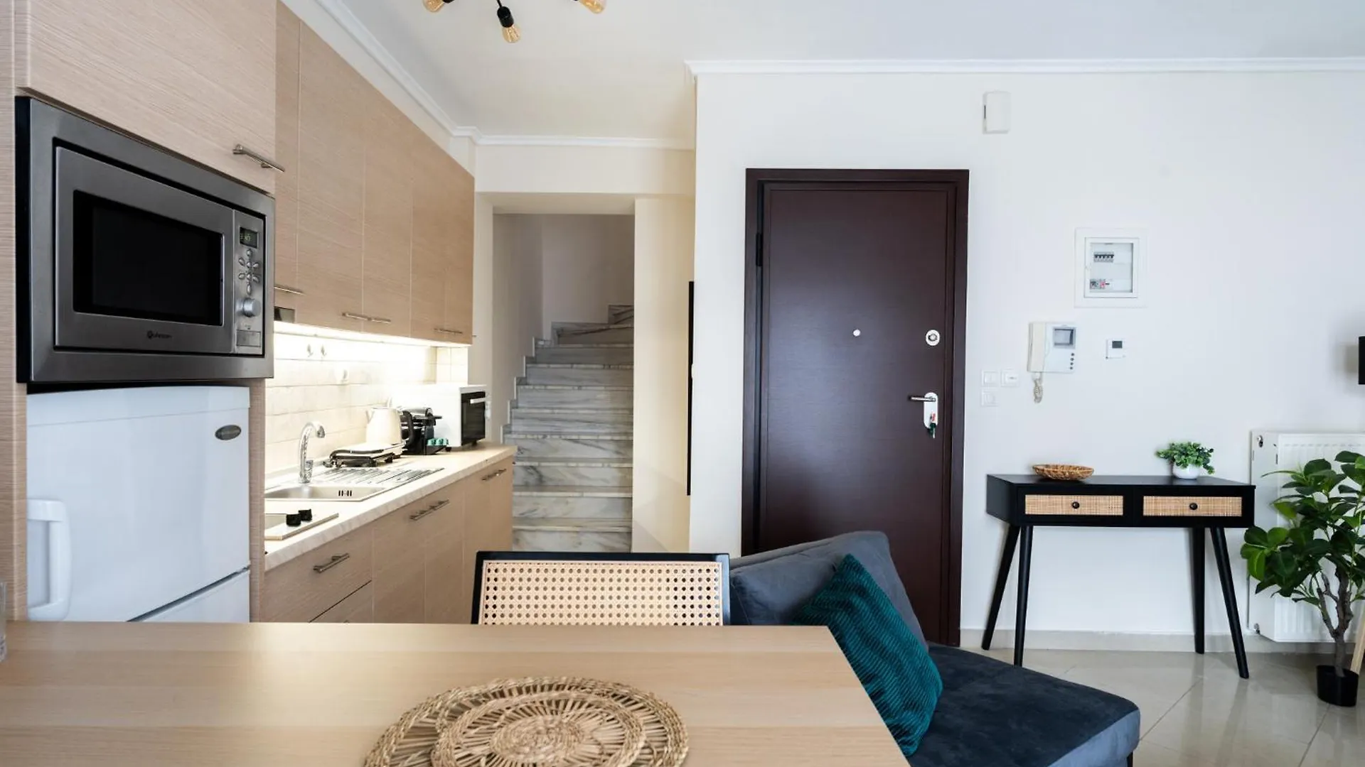 Pomegranate Luxury Penthouse Maisonette With Beautiful Terrace & Free Parking By Binobi ! Θεσσαλονίκη Ελλάδα