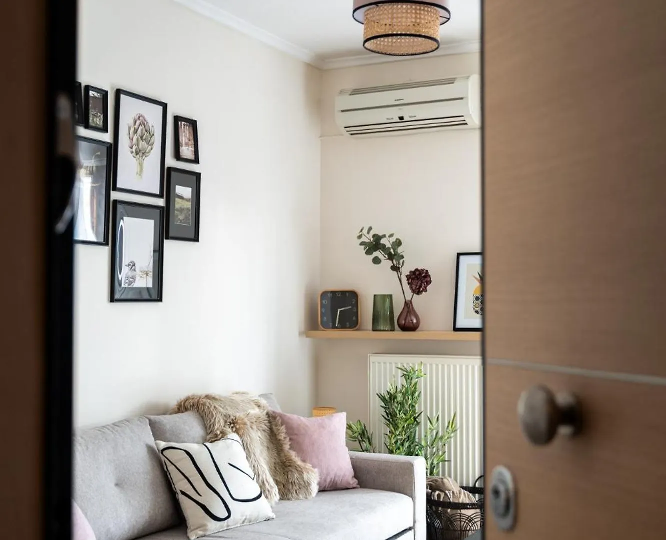 Pomegranate Luxury Penthouse Maisonette With Beautiful Terrace & Free Parking By Binobi ! Θεσσαλονίκη
