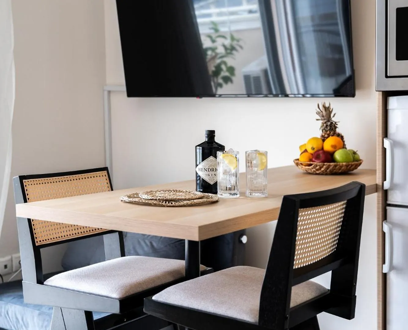 Pomegranate Luxury Penthouse Maisonette With Beautiful Terrace & Free Parking By Binobi ! Θεσσαλονίκη